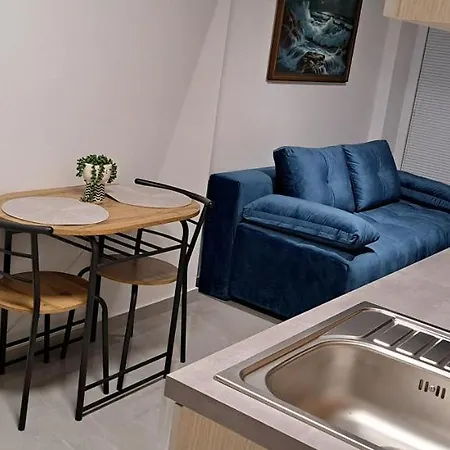 Elina Apartment